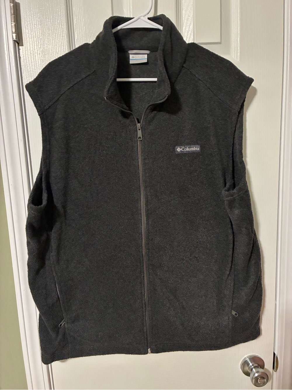 Columbia Men's Dark Gray Fleece Vest - Full Zip